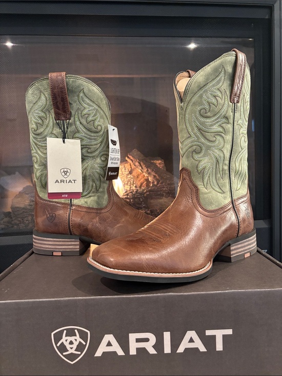 Ariat Other - Ariat Slingshot Dark Tan/Easy
Green,ATS,Smartlite Sole,leather,square,Western